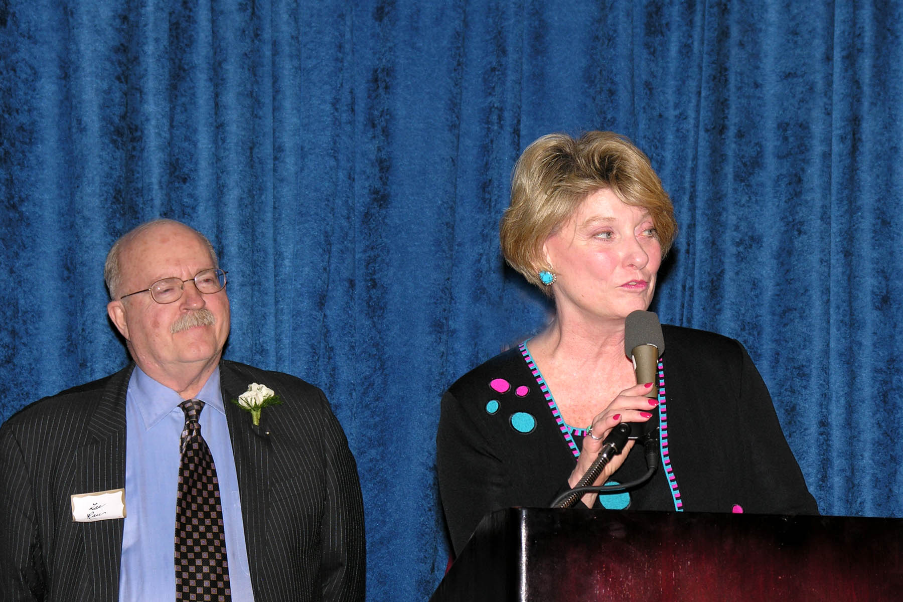 Copyright  2007 by FCFCA,  Citation of Merit Award Winner Lee Rau & State Senator Janet Howell 
