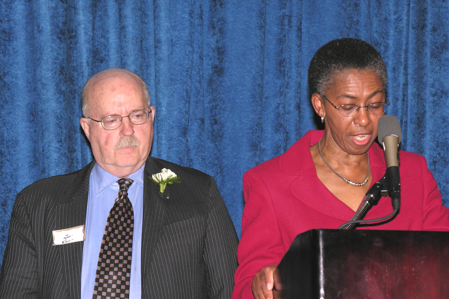 Copyright  2007 by FCFCA,  Citation of Merit Award Winner Lee Rau & Hunter Mill Supervisor Cathy M. Hudgins